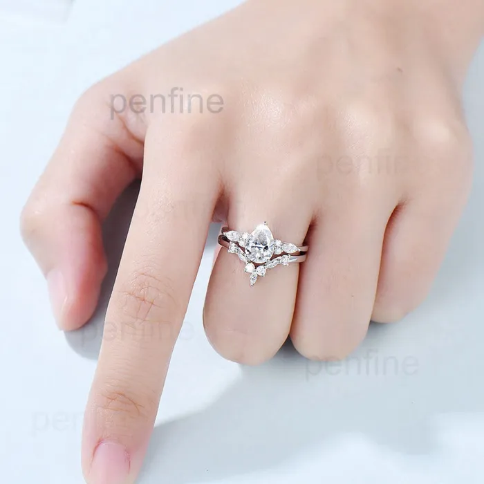 PENFINE Rings 2pcs Pear Shaped Nadia Moissanite Engagement Ring Set