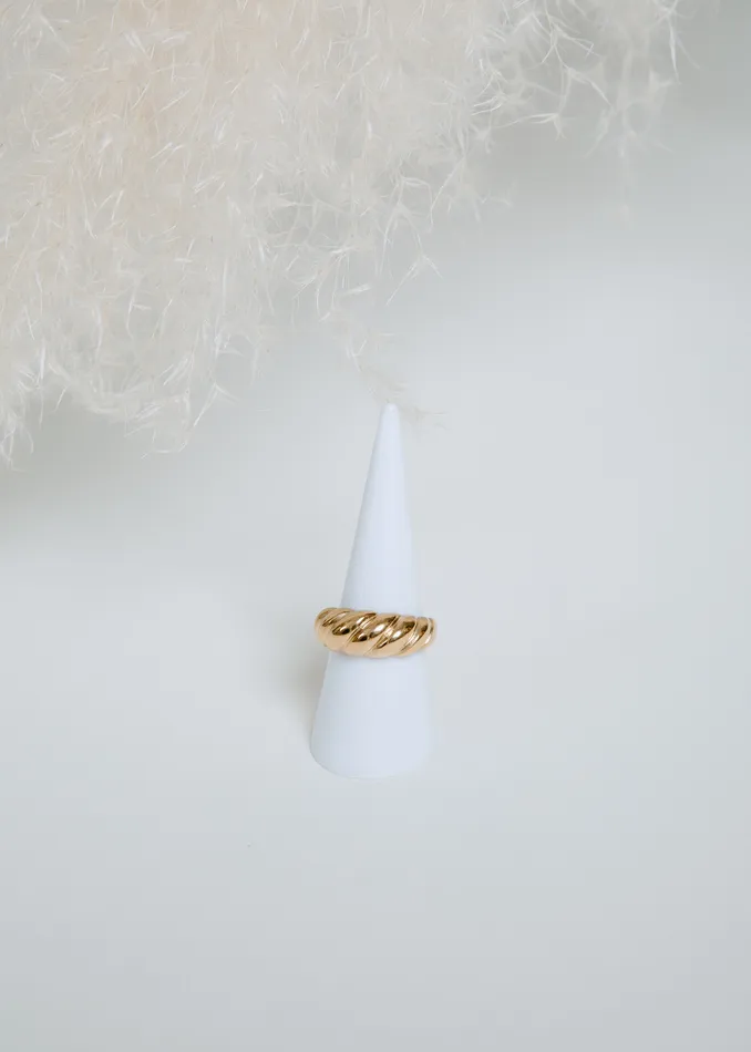 Vincent Golden Croissant Ring Rings